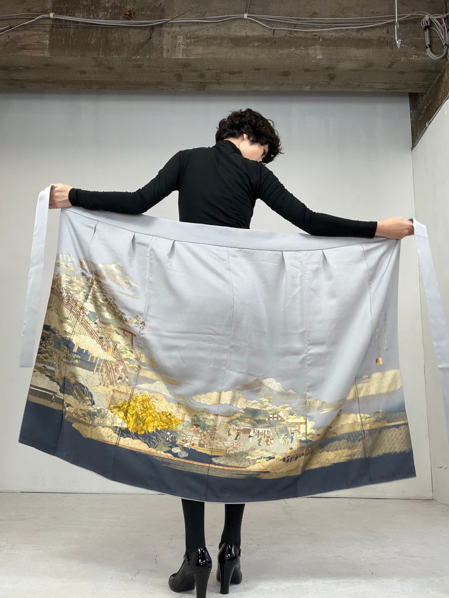 IROTOME SKIRT UPCYCLED FROM JAPANESE KIMONO "109"