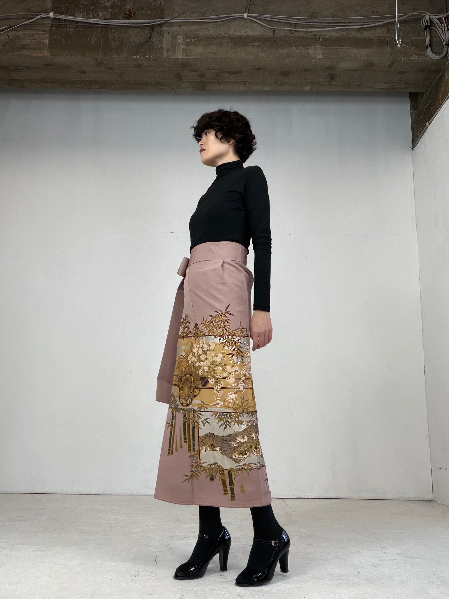 IROTOME SKIRT UPCYCLED FROM JAPANESE KIMONO "108"