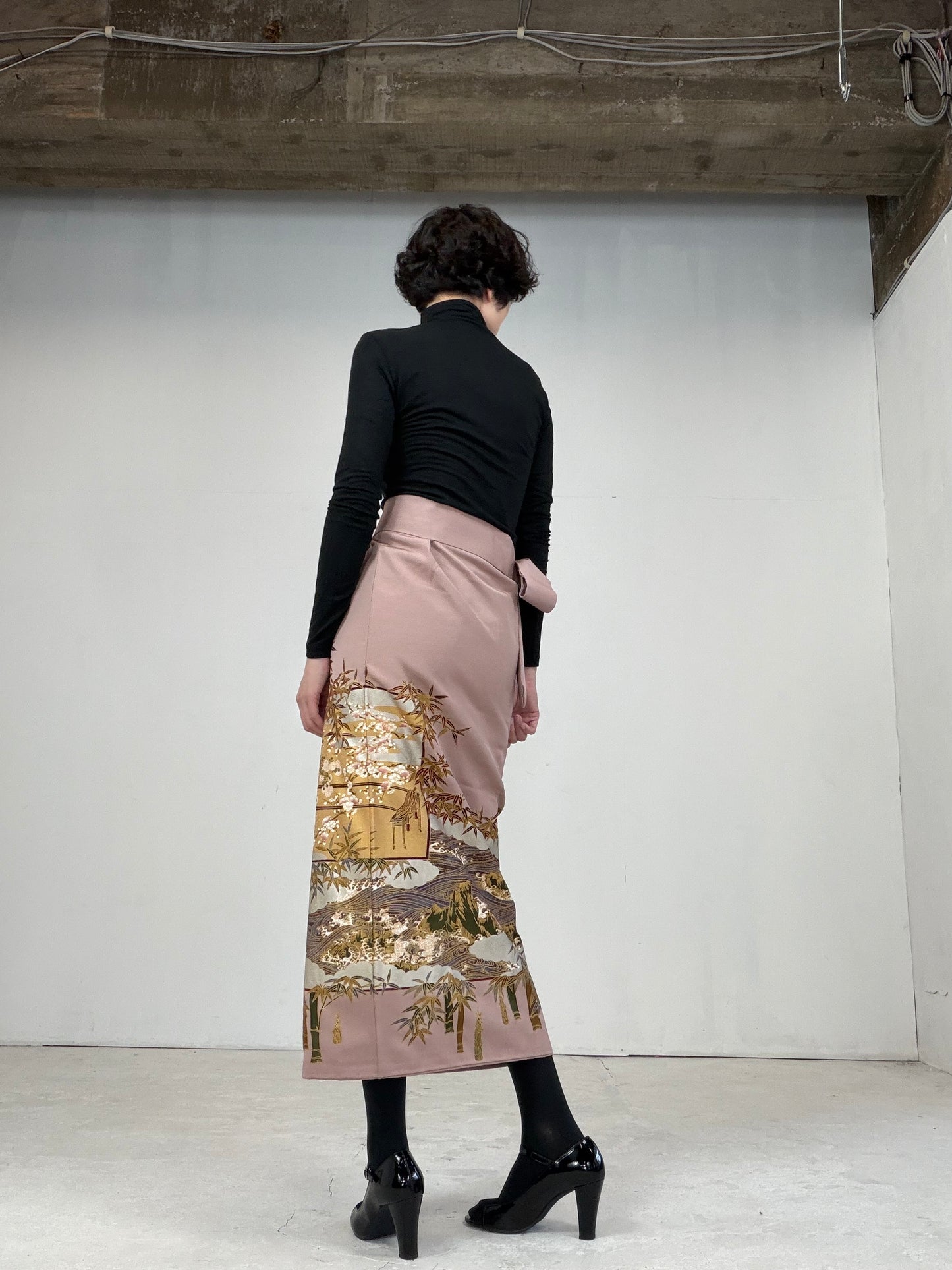 IROTOME SKIRT UPCYCLED FROM JAPANESE KIMONO "108"