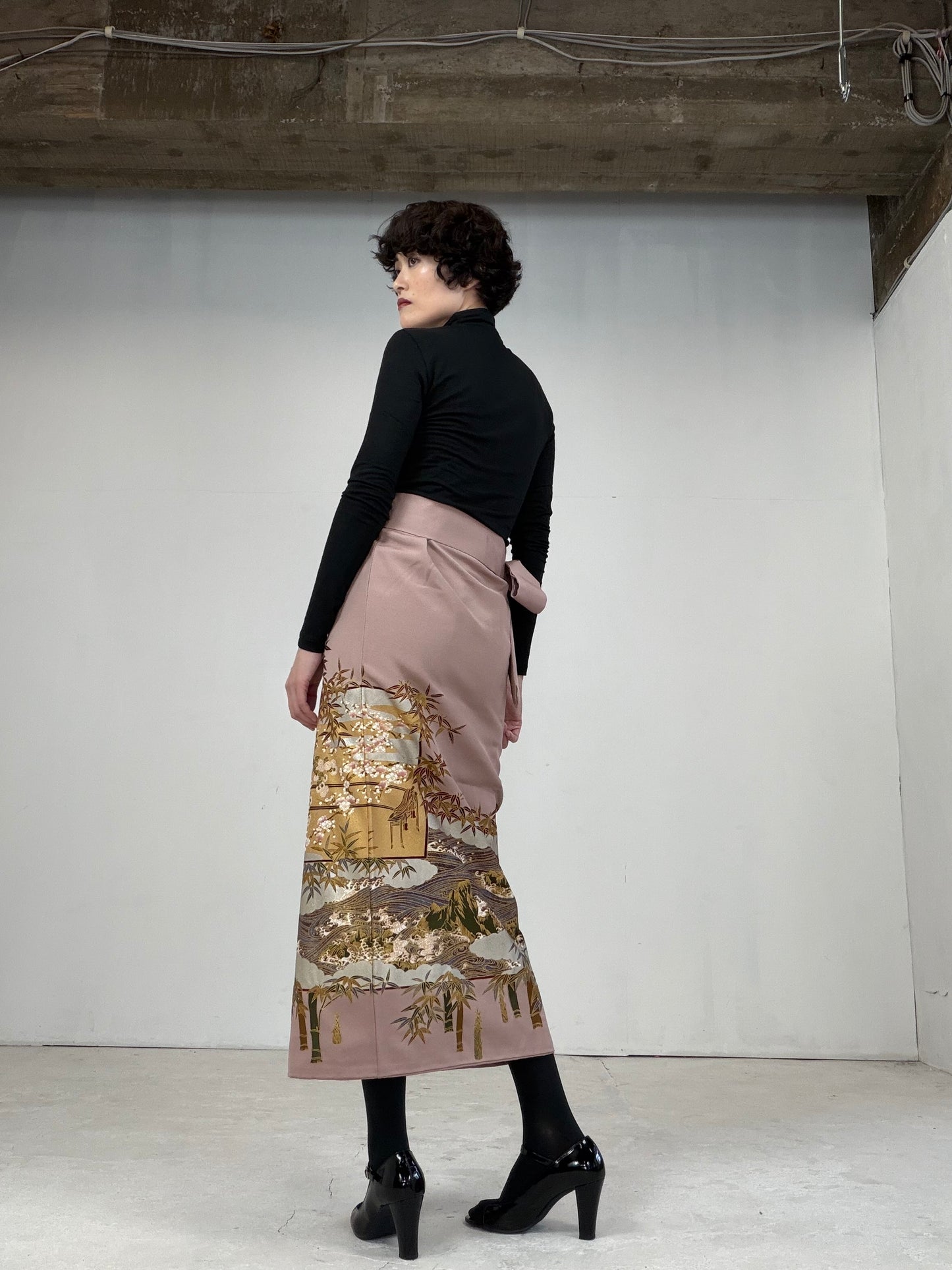 IROTOME SKIRT UPCYCLED FROM JAPANESE KIMONO "108"