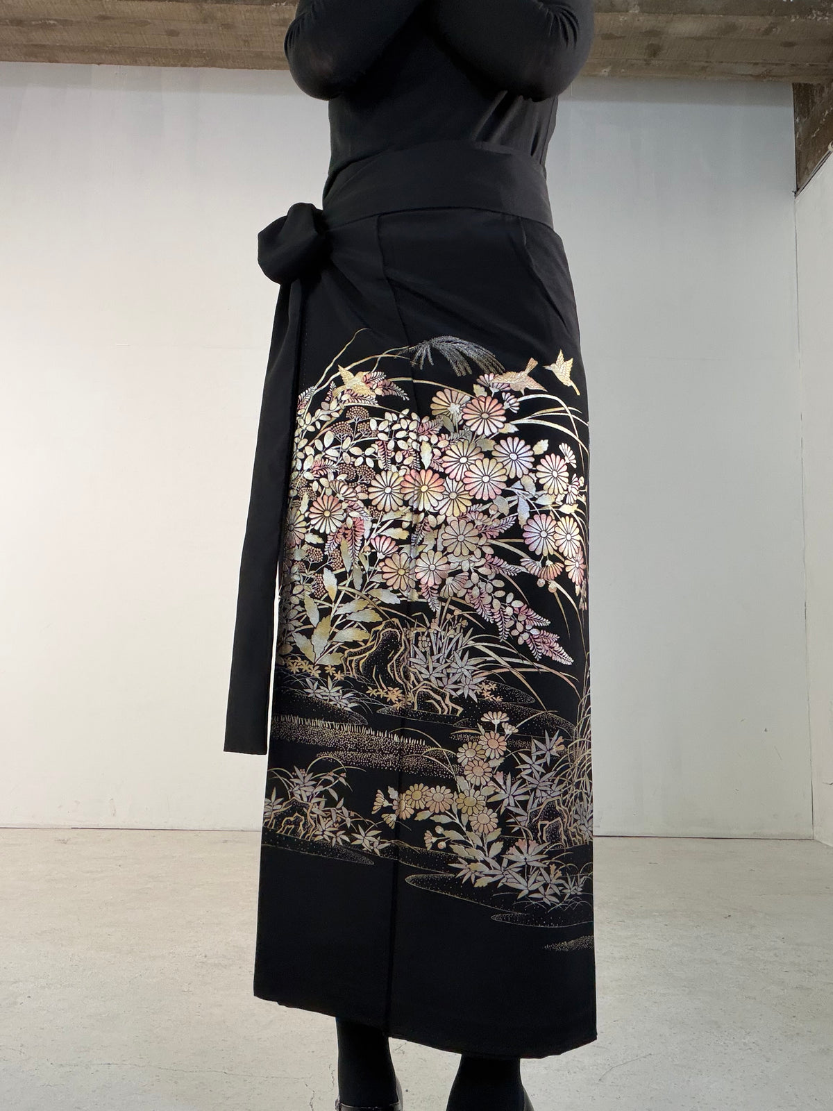 EDO-ZUMA SKIRT UPCYCLED FROM JAPANESE KIMONO "EDO072"