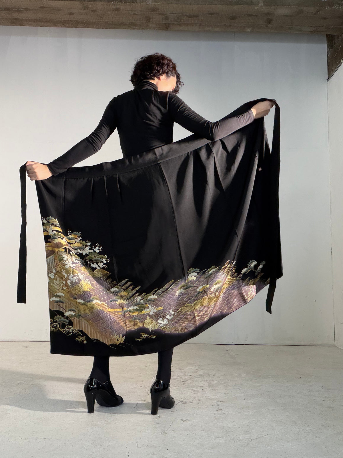 EDO-ZUMA SKIRT UPCYCLED FROM JAPANESE KIMONO "EDO071"