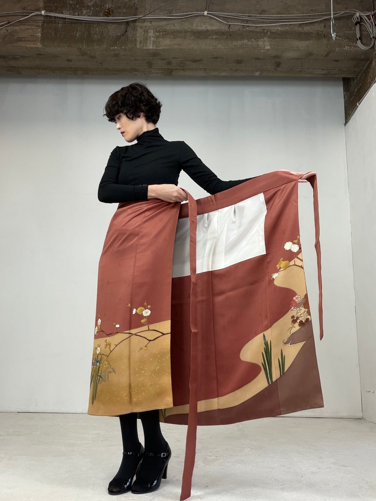 IROTOME SKIRT UPCYCLED FROM JAPANESE KIMONO "107"