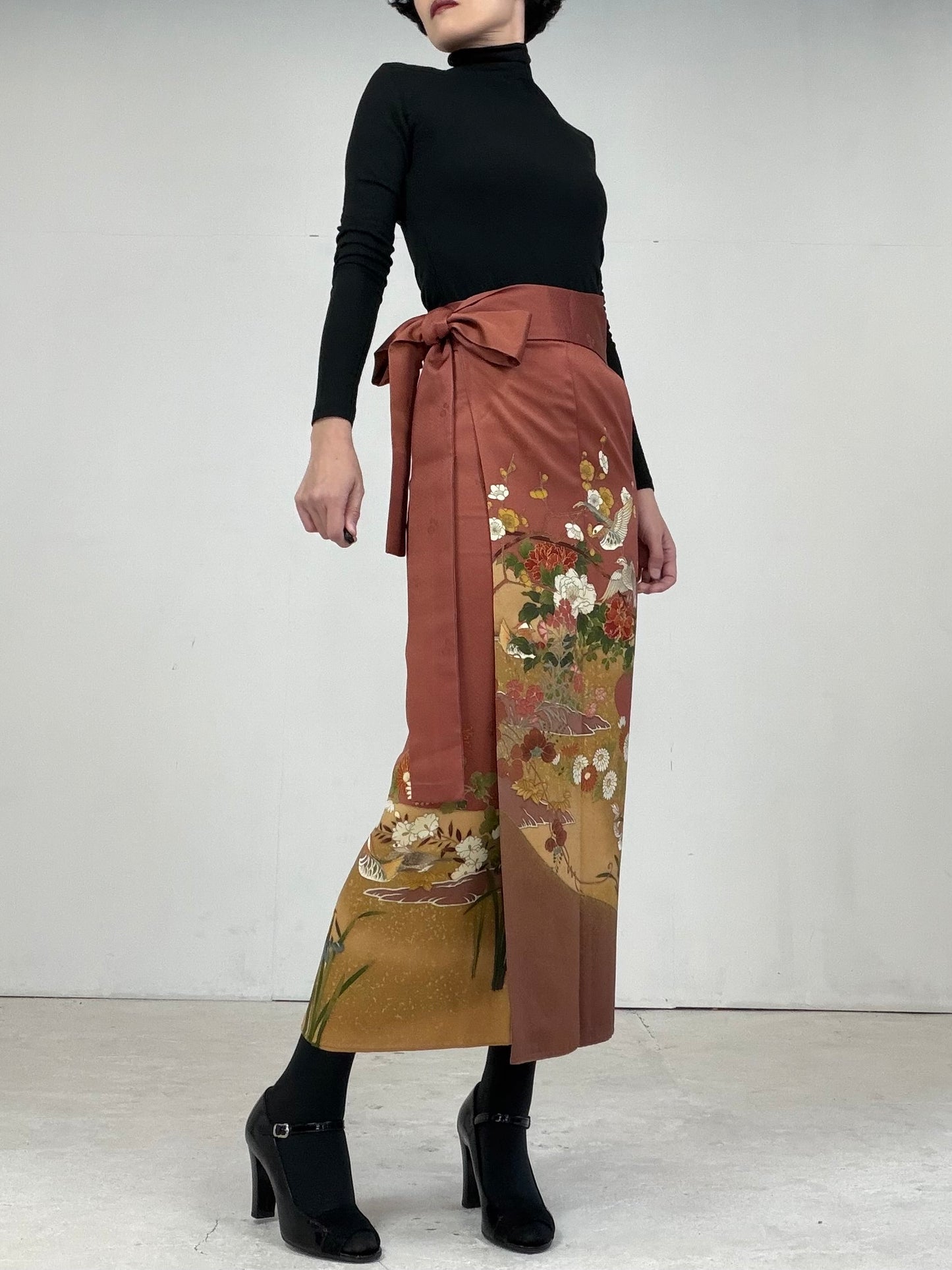IROTOME SKIRT UPCYCLED FROM JAPANESE KIMONO "107"