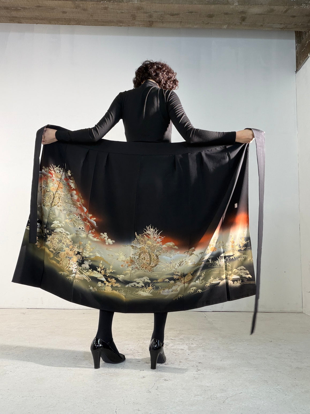 EDO-ZUMA SKIRT UPCYCLED FROM JAPANESE KIMONO "EDO070"