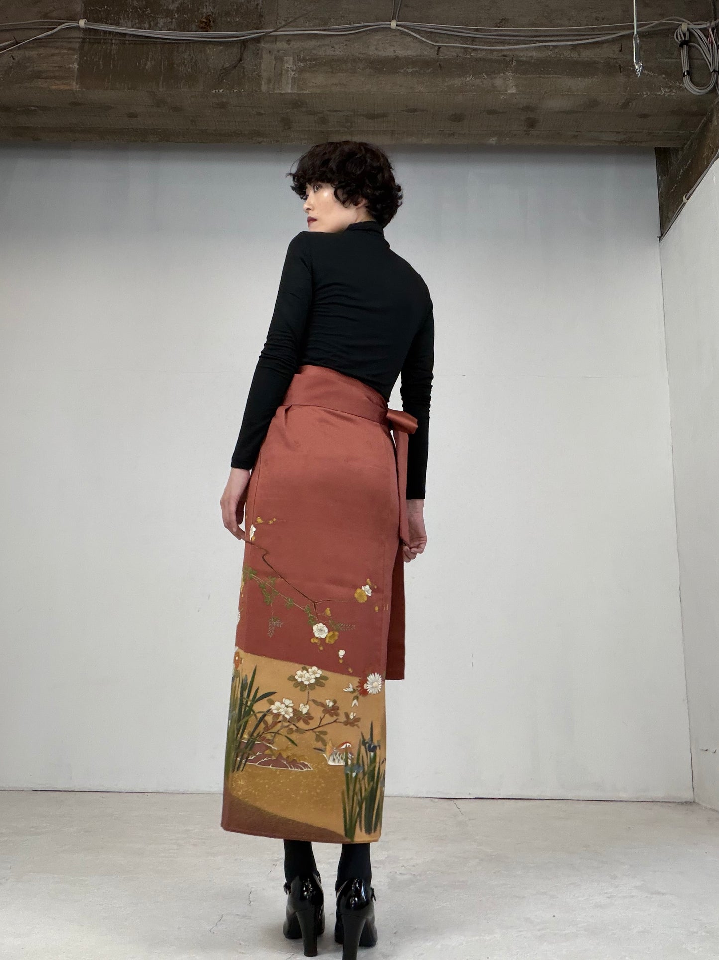 IROTOME SKIRT UPCYCLED FROM JAPANESE KIMONO "107"