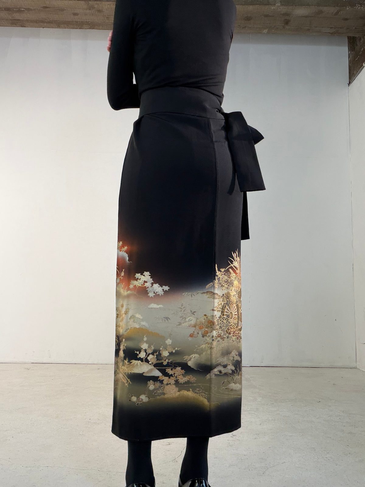 EDO-ZUMA SKIRT UPCYCLED FROM JAPANESE KIMONO "EDO070"