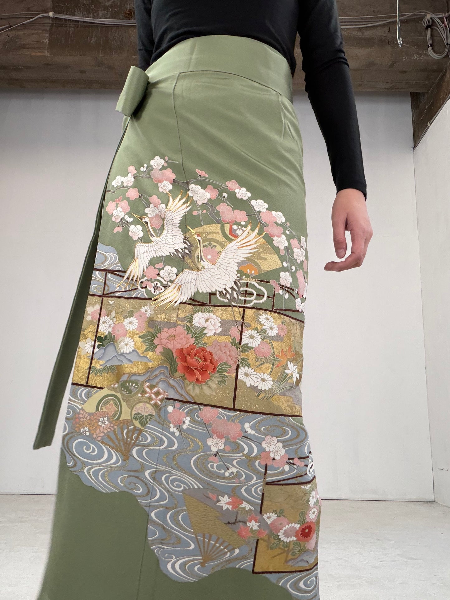 IROTOME SKIRT UPCYCLED FROM JAPANESE KIMONO "106"