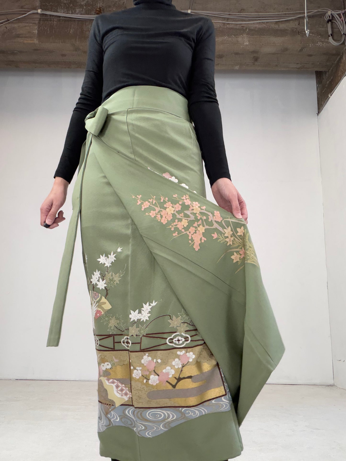 IROTOME SKIRT UPCYCLED FROM JAPANESE KIMONO "106"