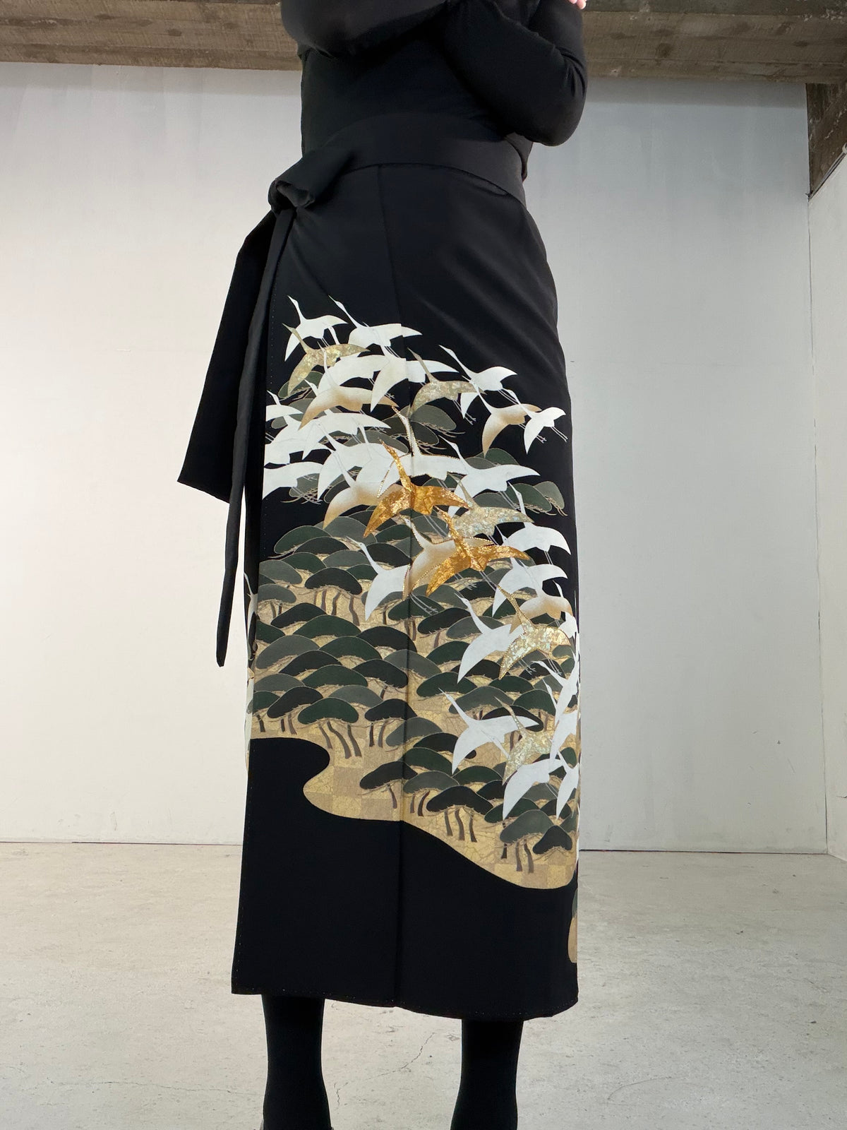 EDO-ZUMA SKIRT UPCYCLED FROM JAPANESE KIMONO "EDO069"