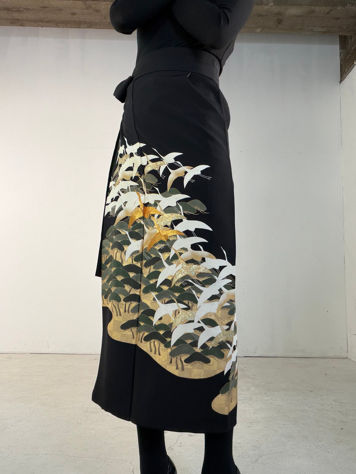 EDO-ZUMA SKIRT UPCYCLED FROM JAPANESE KIMONO "EDO069"