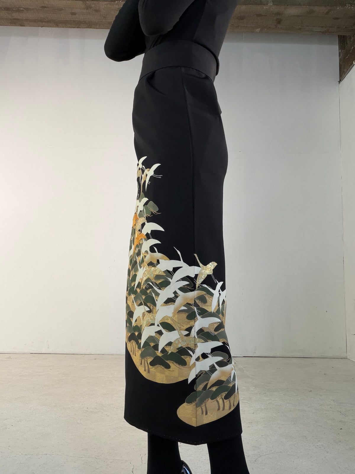 EDO-ZUMA SKIRT UPCYCLED FROM JAPANESE KIMONO "EDO069"