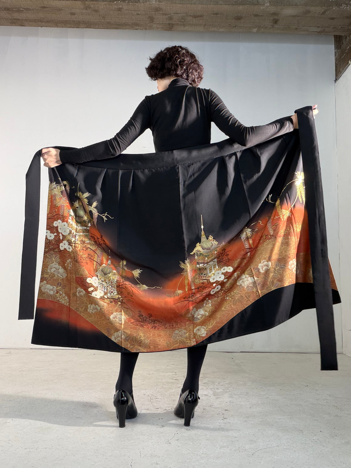 EDO-ZUMA SKIRT UPCYCLED FROM JAPANESE KIMONO "EDO068"