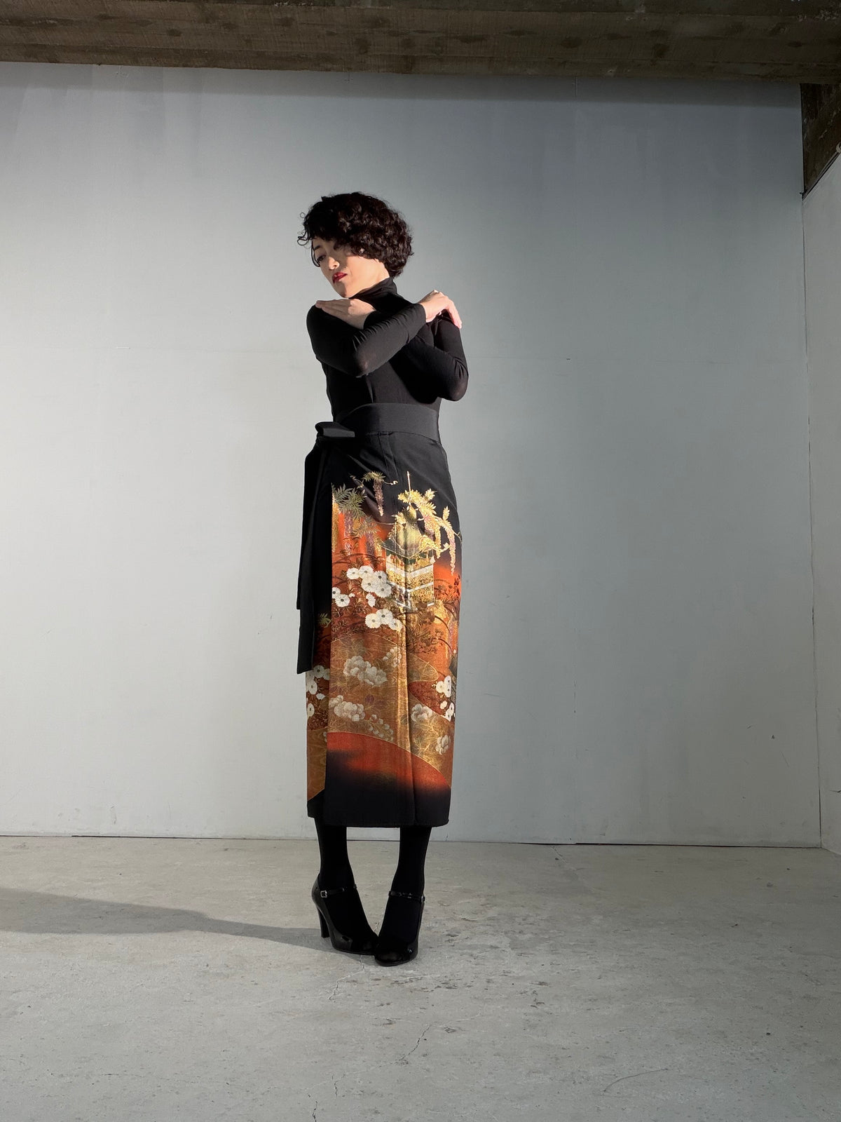 EDO-ZUMA SKIRT UPCYCLED FROM JAPANESE KIMONO "EDO068"