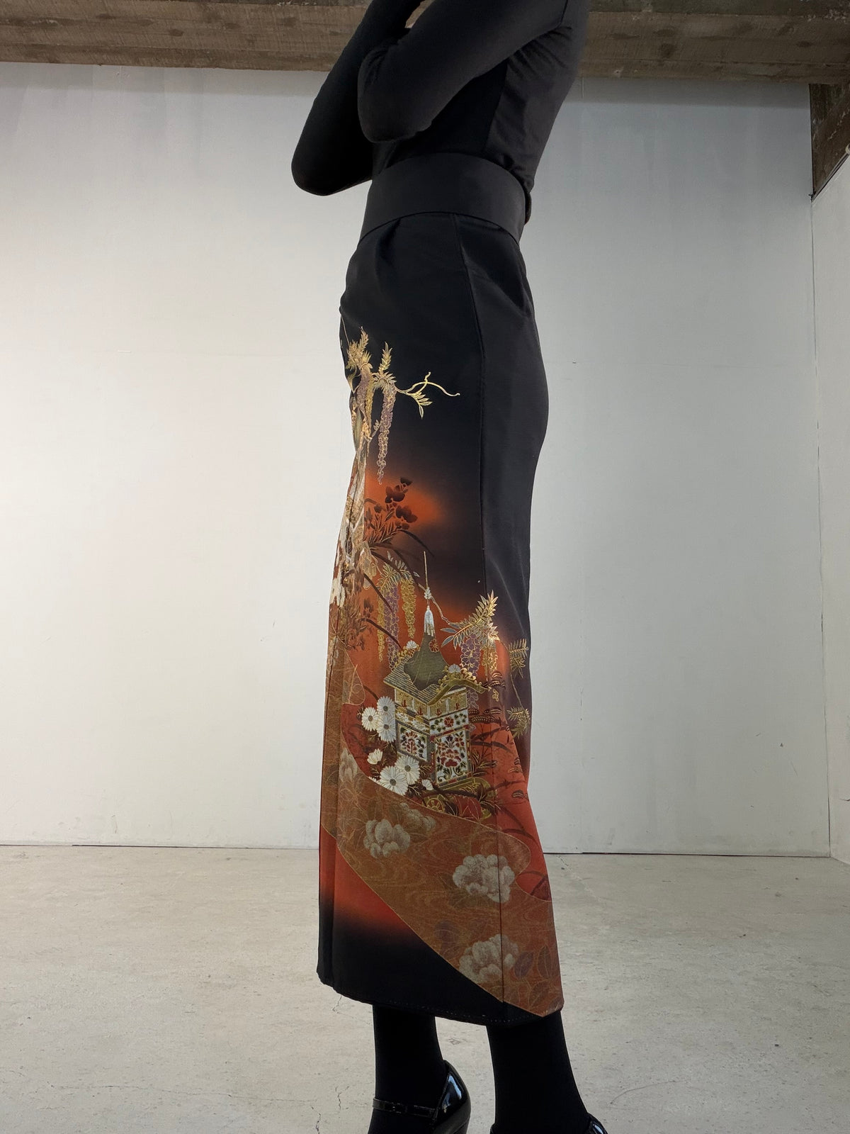 EDO-ZUMA SKIRT UPCYCLED FROM JAPANESE KIMONO "EDO068"