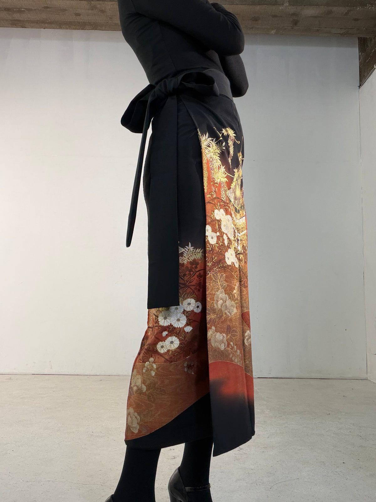 EDO-ZUMA SKIRT UPCYCLED FROM JAPANESE KIMONO "EDO068"