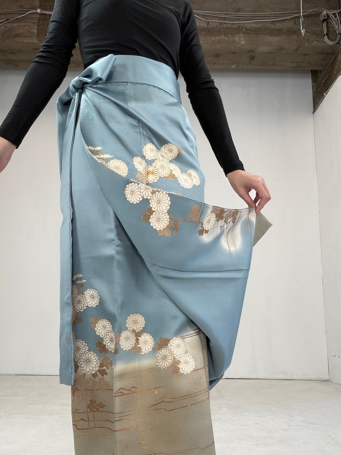 IROTOME SKIRT UPCYCLED FROM JAPANESE KIMONO "105"