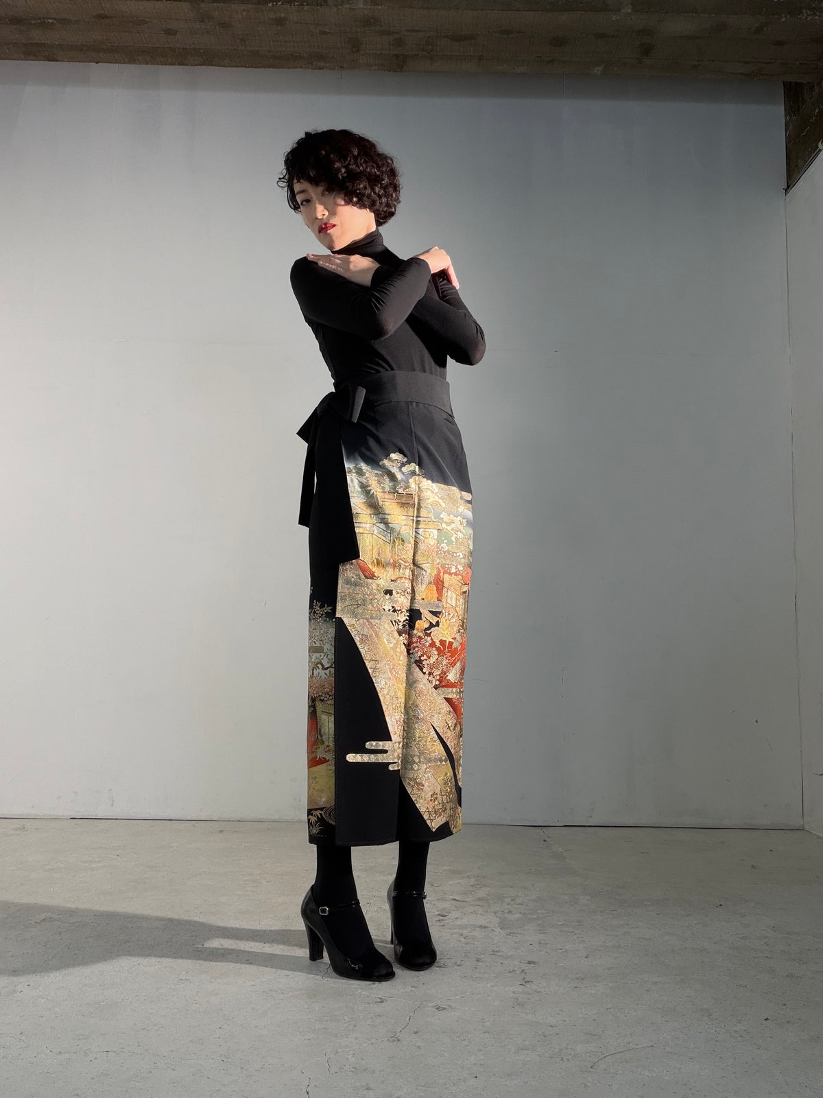 EDO-ZUMA SKIRT UPCYCLED FROM JAPANESE KIMONO "EDO067"