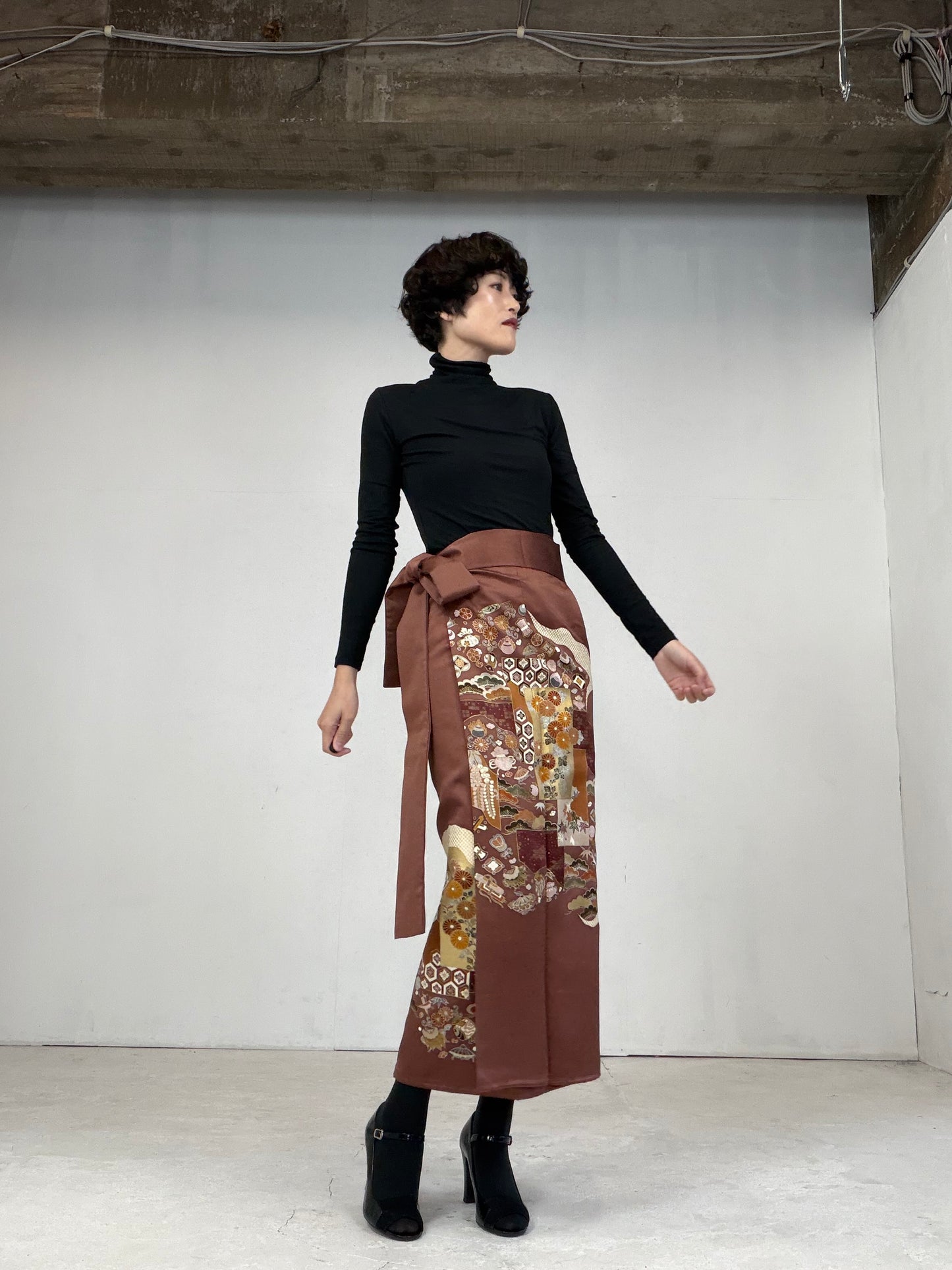 IROTOME SKIRT UPCYCLED FROM JAPANESE KIMONO "104"