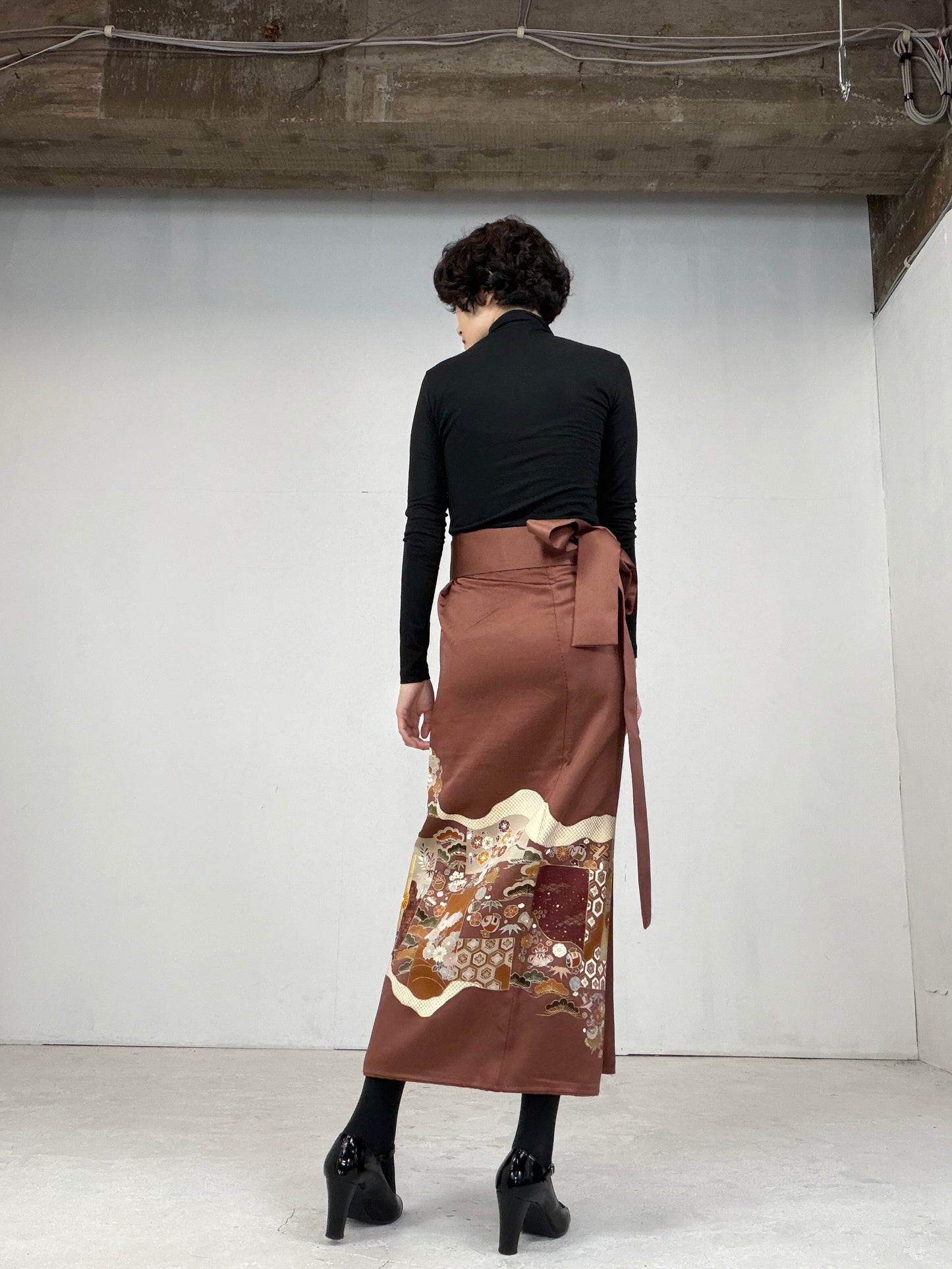 IROTOME SKIRT UPCYCLED FROM JAPANESE KIMONO "104"