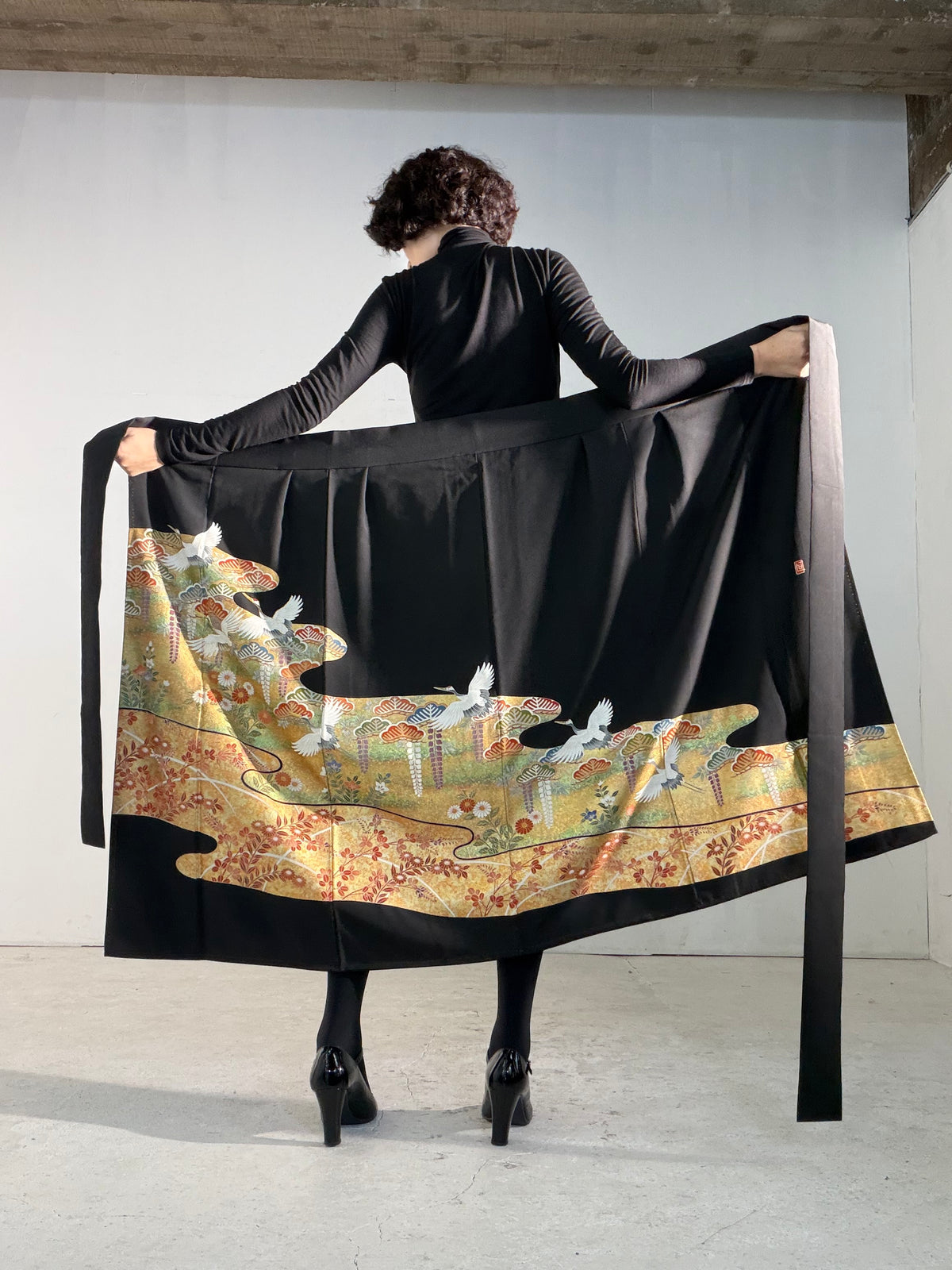EDO-ZUMA SKIRT UPCYCLED FROM JAPANESE KIMONO "EDO066"