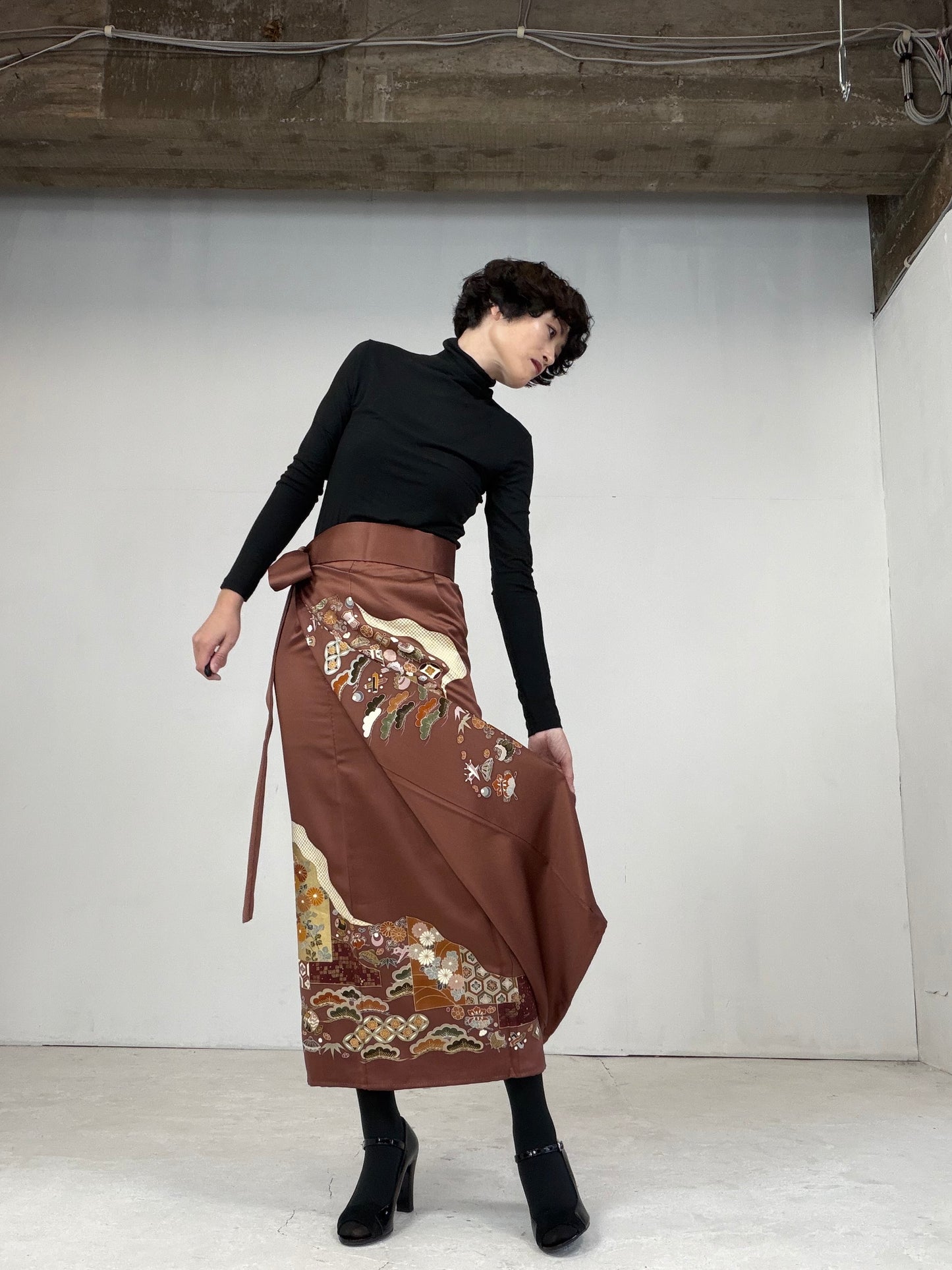 IROTOME SKIRT UPCYCLED FROM JAPANESE KIMONO "104"