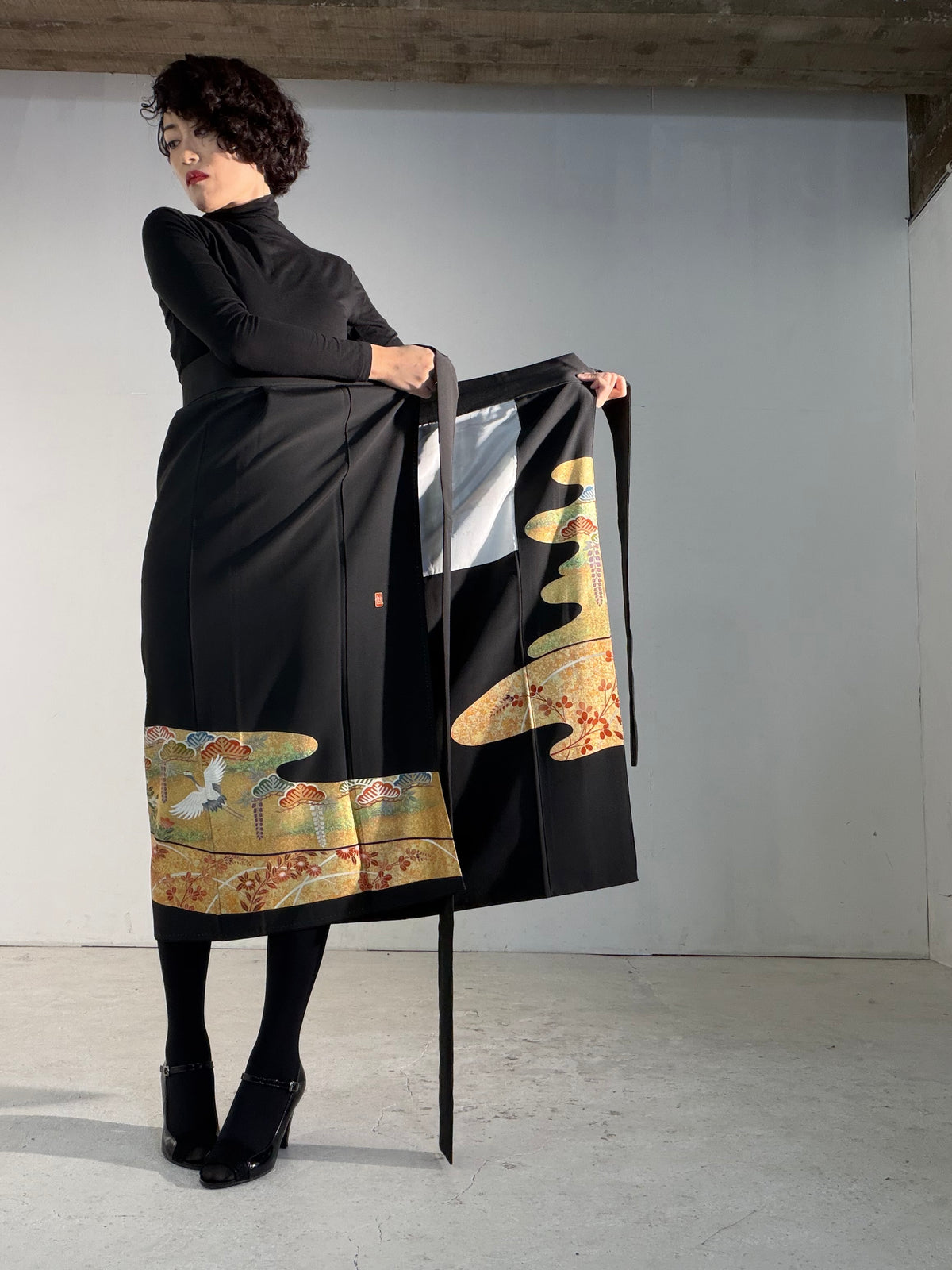 EDO-ZUMA SKIRT UPCYCLED FROM JAPANESE KIMONO "EDO066"