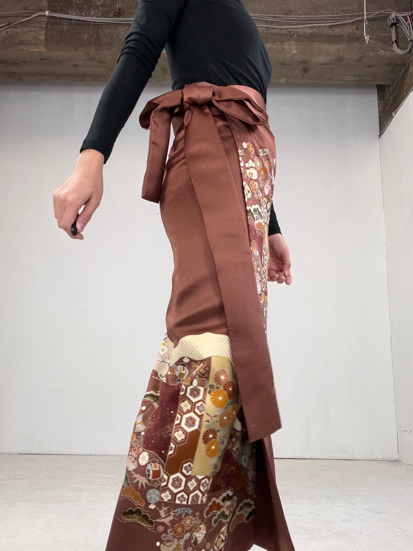 IROTOME SKIRT UPCYCLED FROM JAPANESE KIMONO "104"