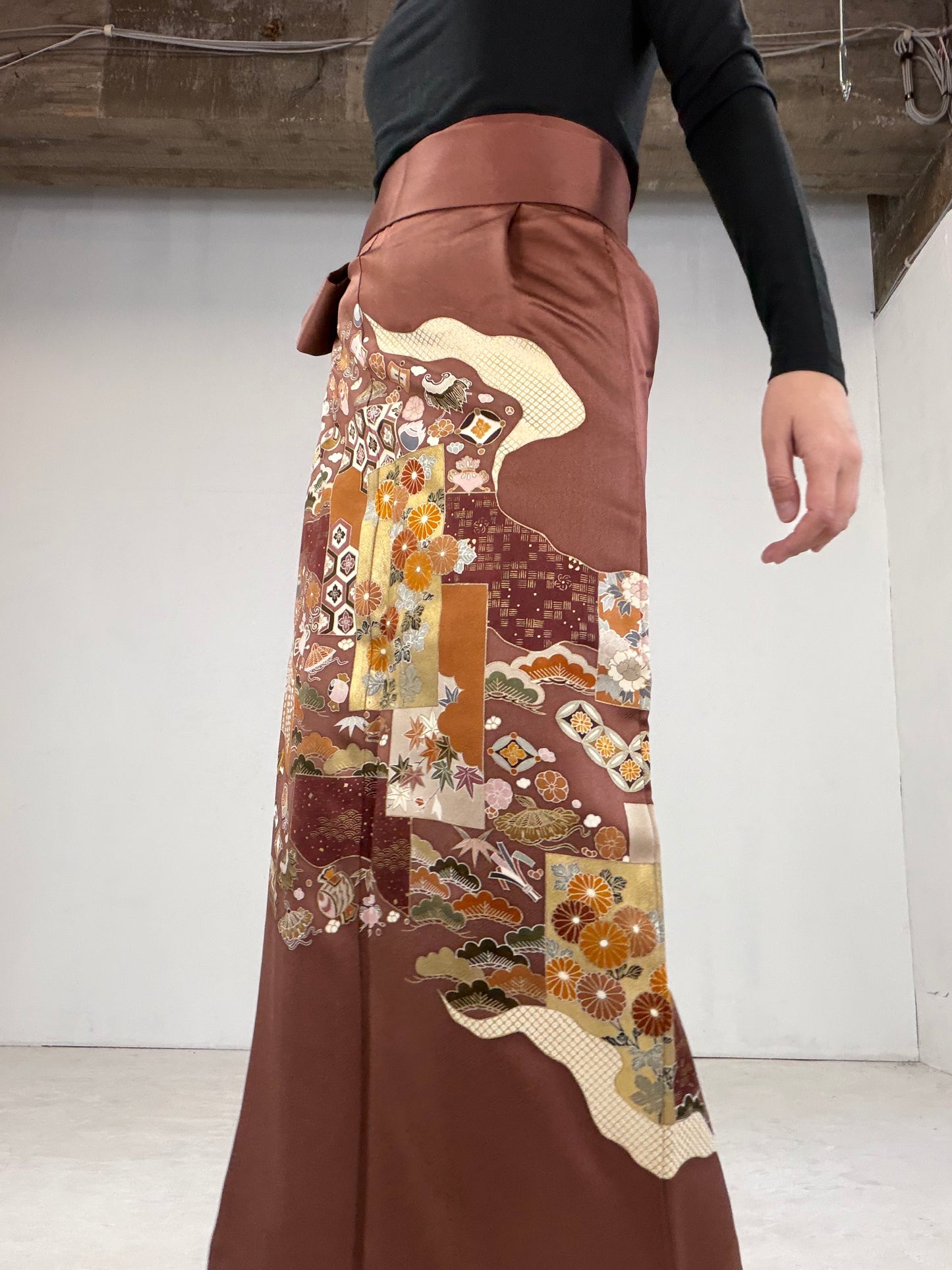IROTOME SKIRT UPCYCLED FROM JAPANESE KIMONO "104"