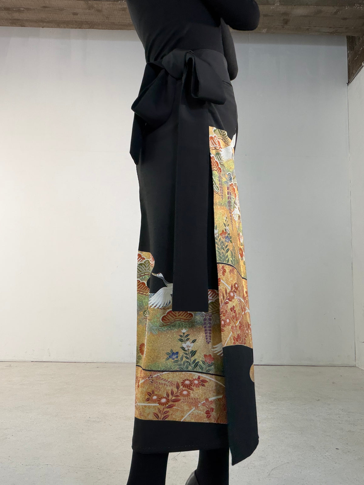 EDO-ZUMA SKIRT UPCYCLED FROM JAPANESE KIMONO "EDO066"