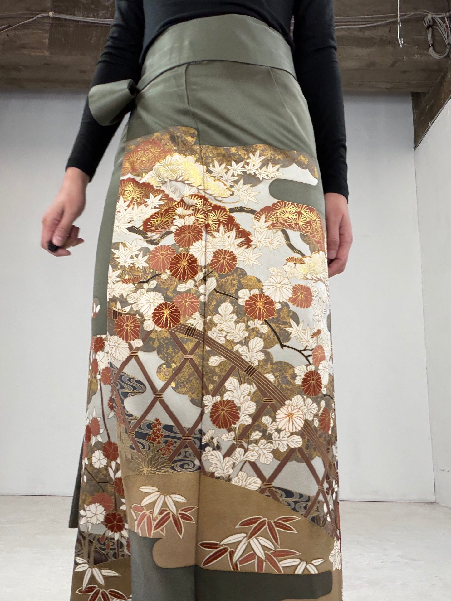 IROTOME SKIRT UPCYCLED FROM JAPANESE KIMONO "103"