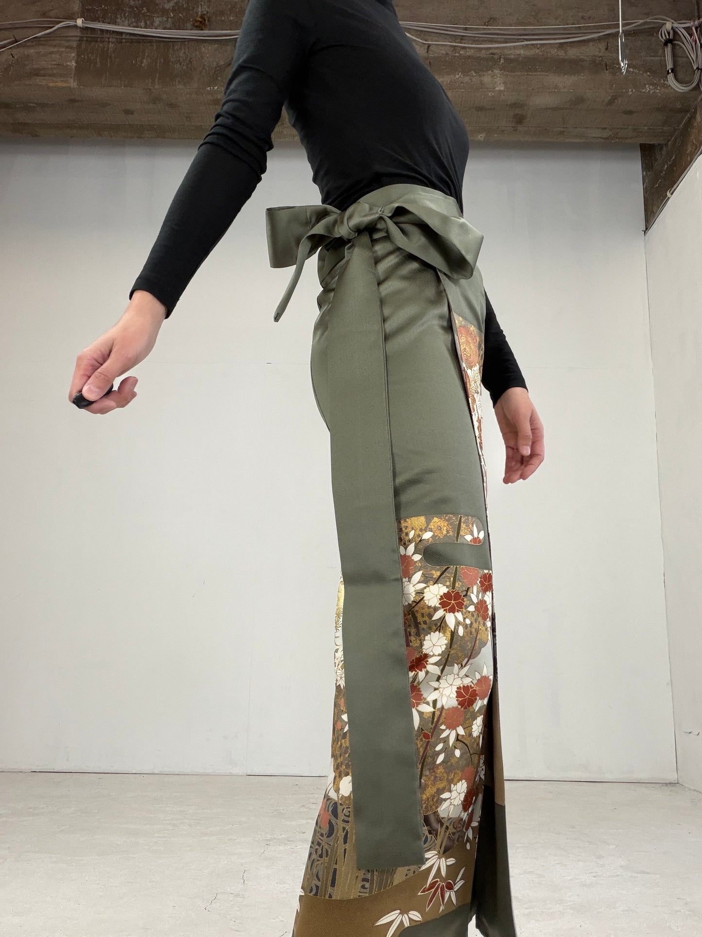 IROTOME SKIRT UPCYCLED FROM JAPANESE KIMONO "103"