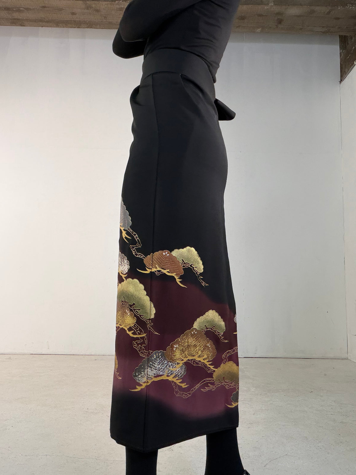 EDO-ZUMA SKIRT UPCYCLED FROM JAPANESE KIMONO "EDO065"