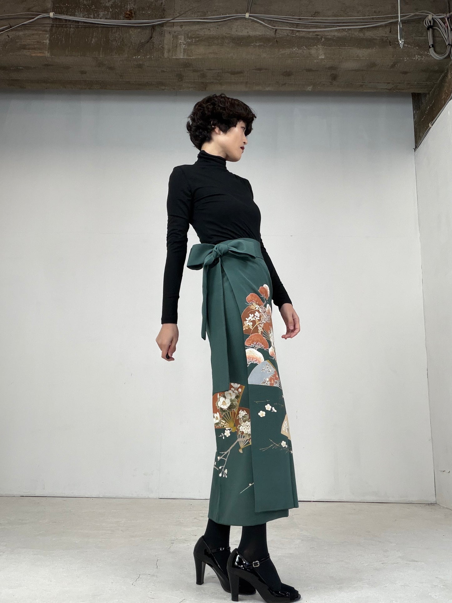 IROTOME SKIRT UPCYCLED FROM JAPANESE KIMONO "102"