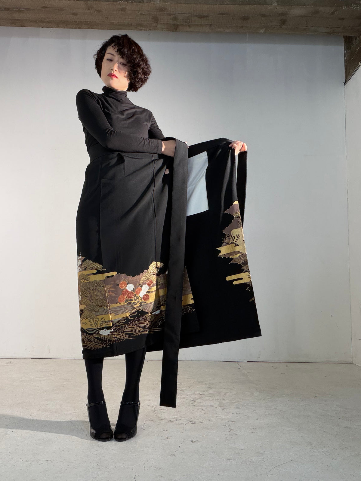 EDO-ZUMA SKIRT UPCYCLED FROM JAPANESE KIMONO "EDO064"