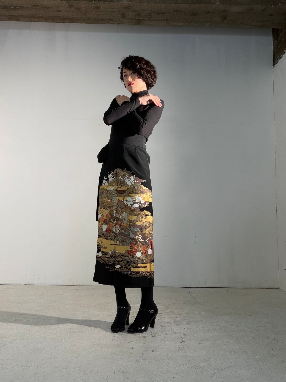 EDO-ZUMA SKIRT UPCYCLED FROM JAPANESE KIMONO "EDO064"
