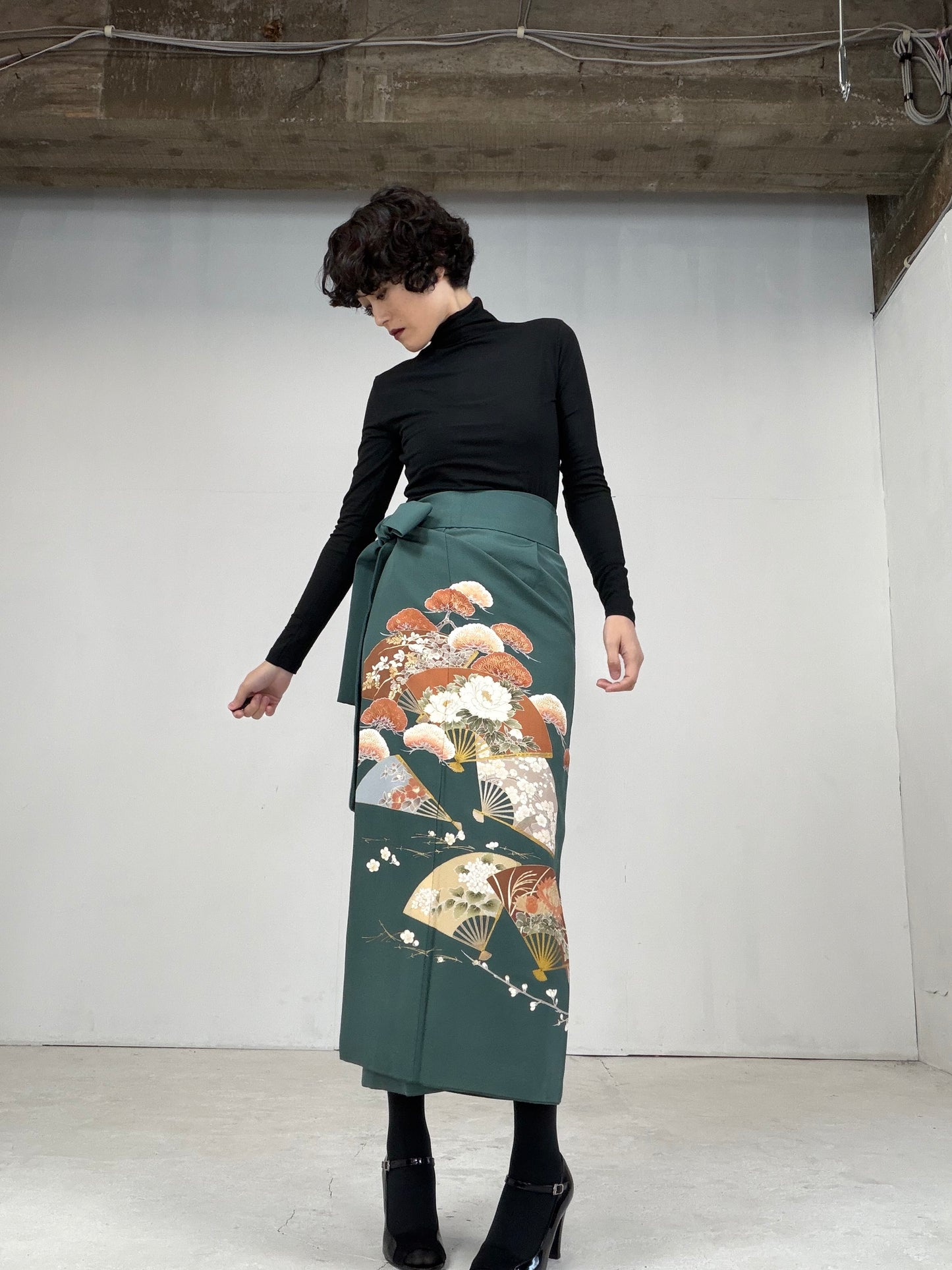 IROTOME SKIRT UPCYCLED FROM JAPANESE KIMONO "102"