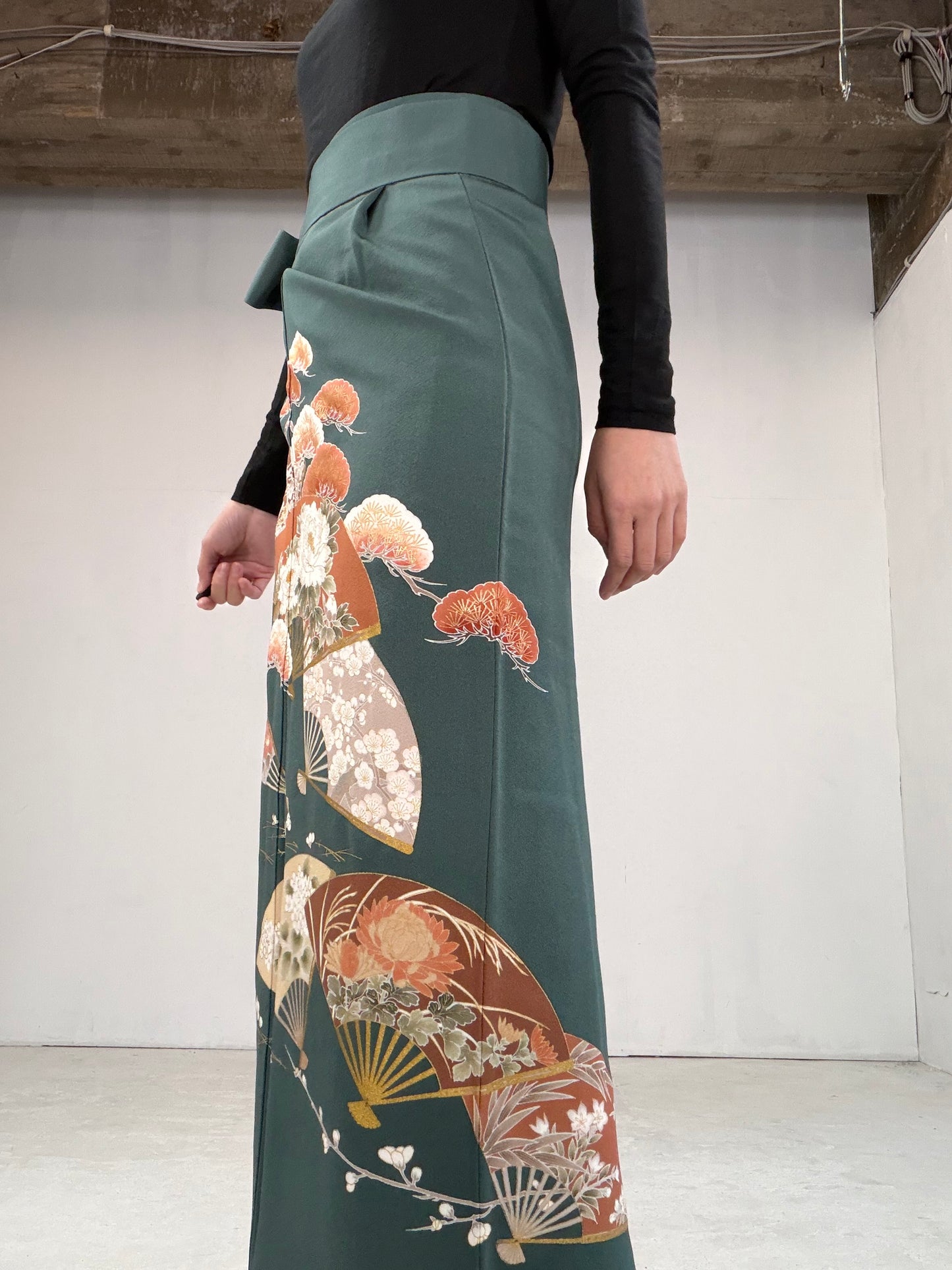 IROTOME SKIRT UPCYCLED FROM JAPANESE KIMONO "102"