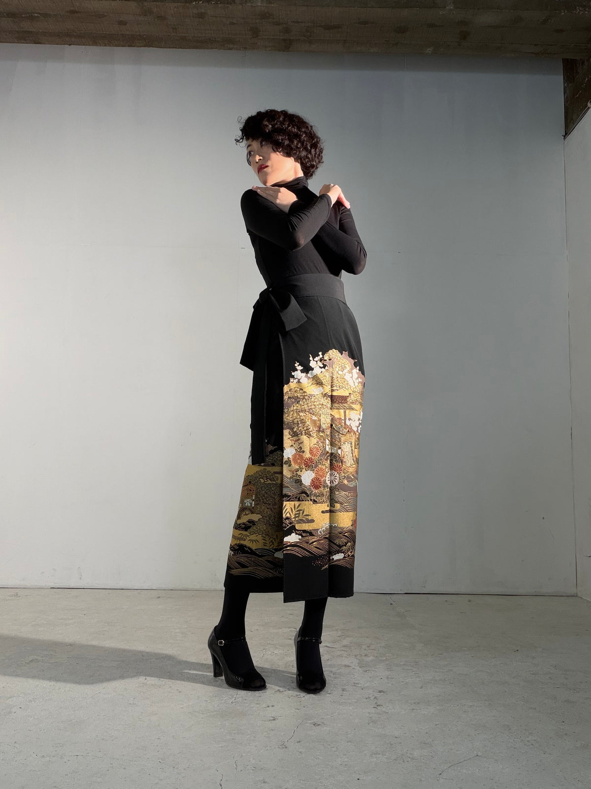 EDO-ZUMA SKIRT UPCYCLED FROM JAPANESE KIMONO "EDO064"