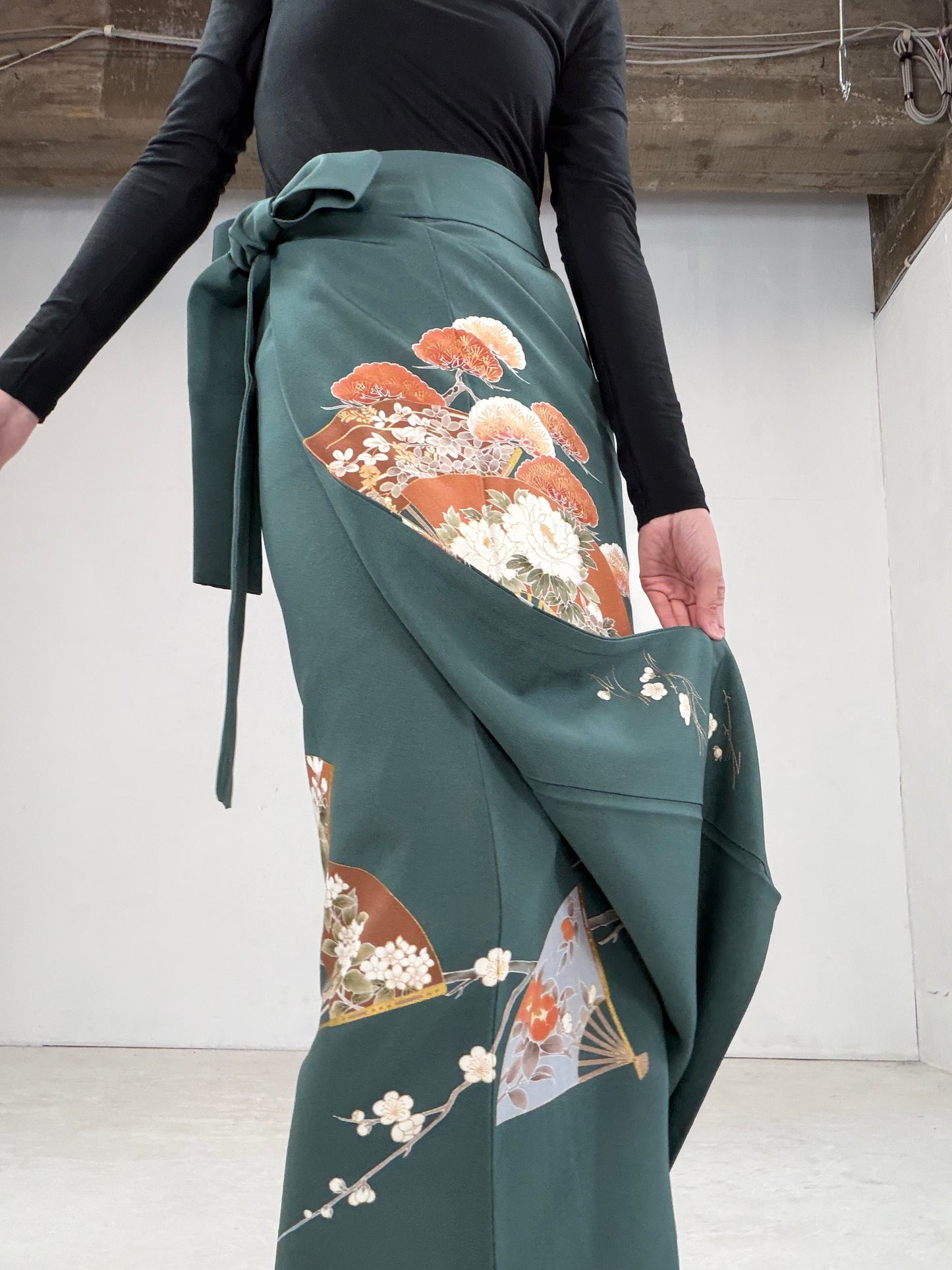 IROTOME SKIRT UPCYCLED FROM JAPANESE KIMONO "102"