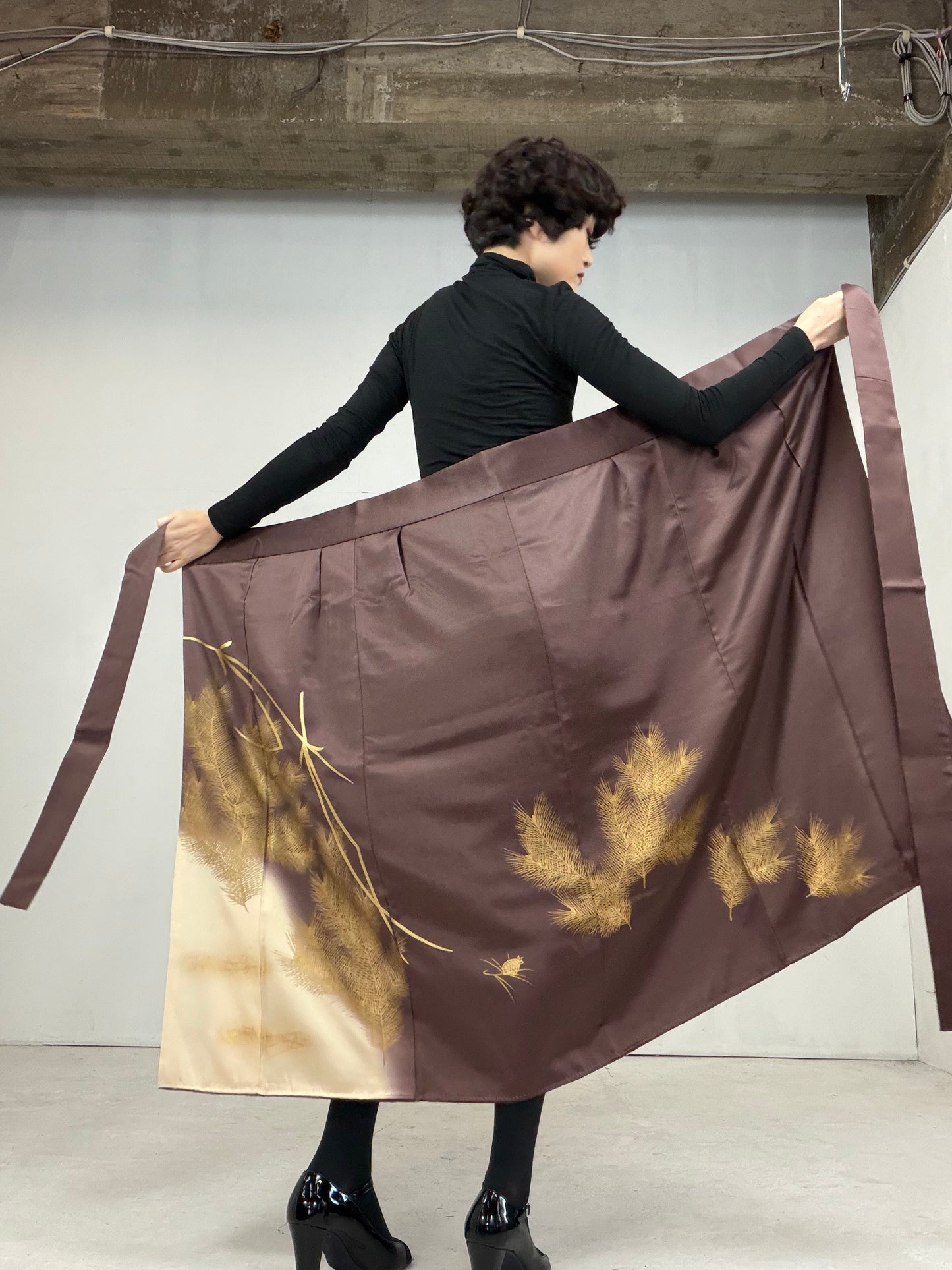 IROTOME SKIRT UPCYCLED FROM JAPANESE KIMONO "101"