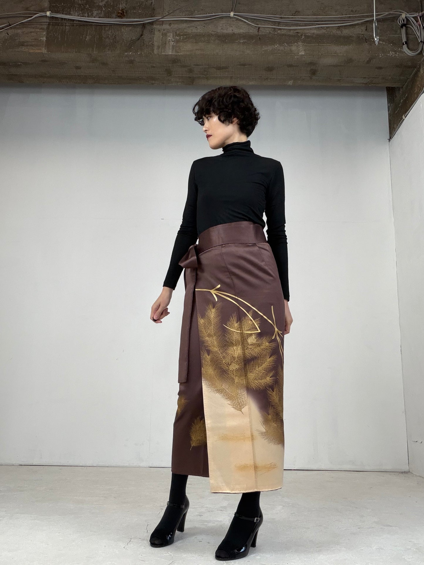 IROTOME SKIRT UPCYCLED FROM JAPANESE KIMONO "101"