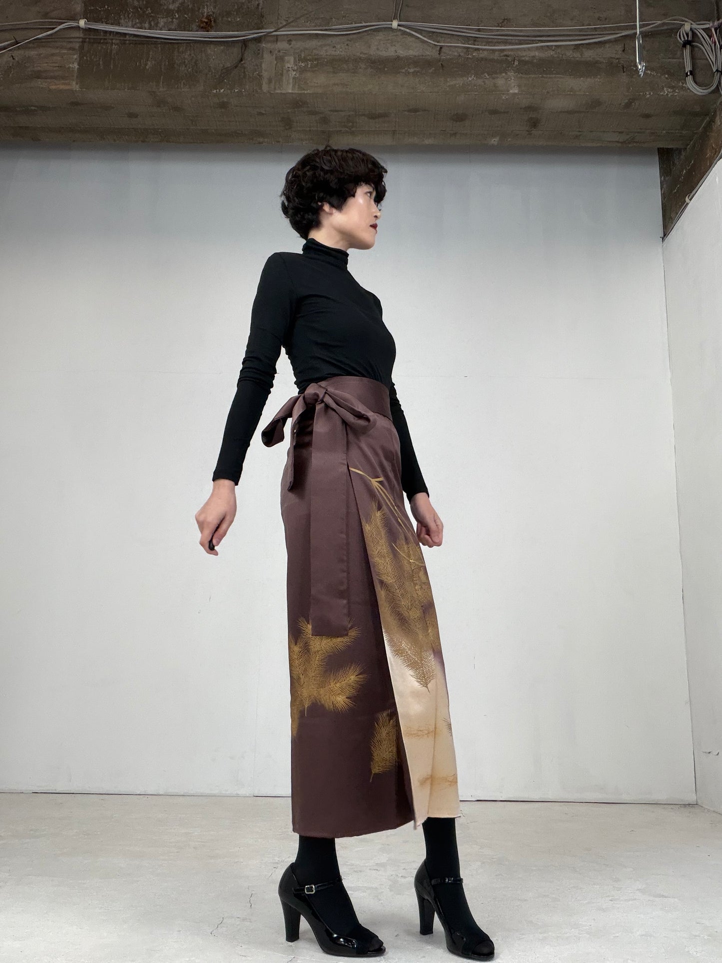 IROTOME SKIRT UPCYCLED FROM JAPANESE KIMONO "101"