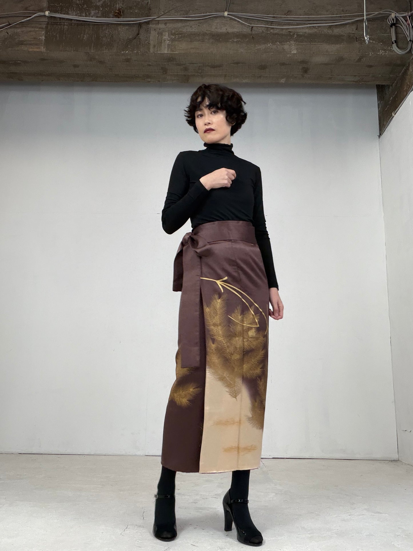 IROTOME SKIRT UPCYCLED FROM JAPANESE KIMONO "101"