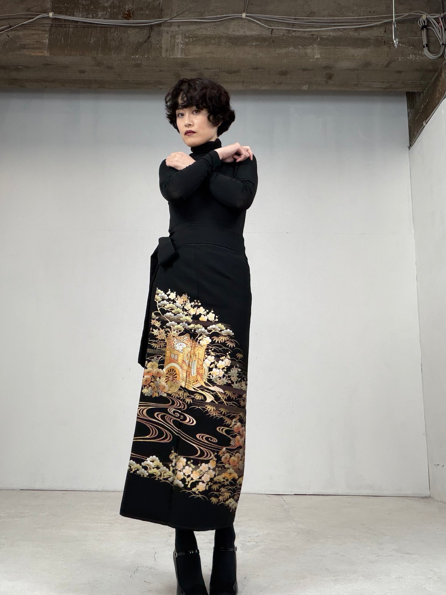 EDO-ZUMA SKIRT UPCYCLED FROM JAPANESE KIMONO "019"