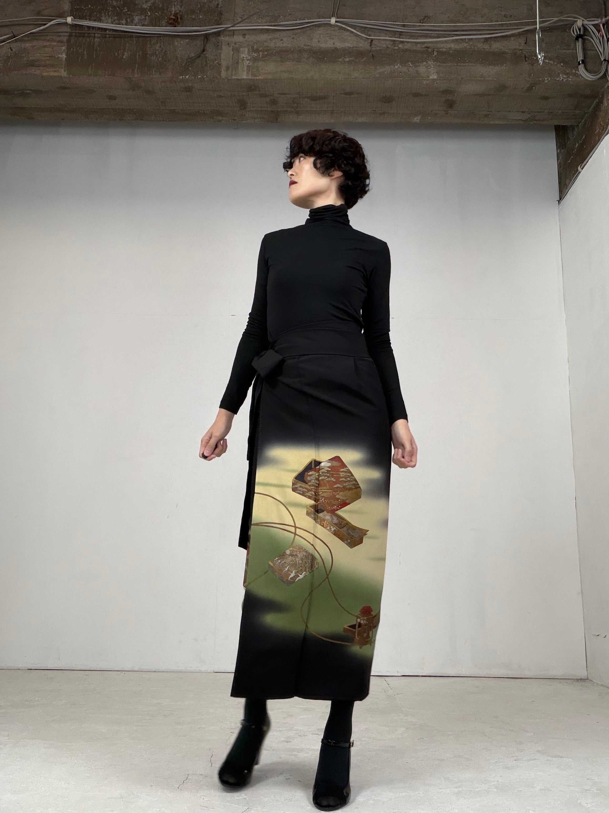EDO-ZUMA SKIRT UPCYCLED FROM JAPANESE KIMONO 