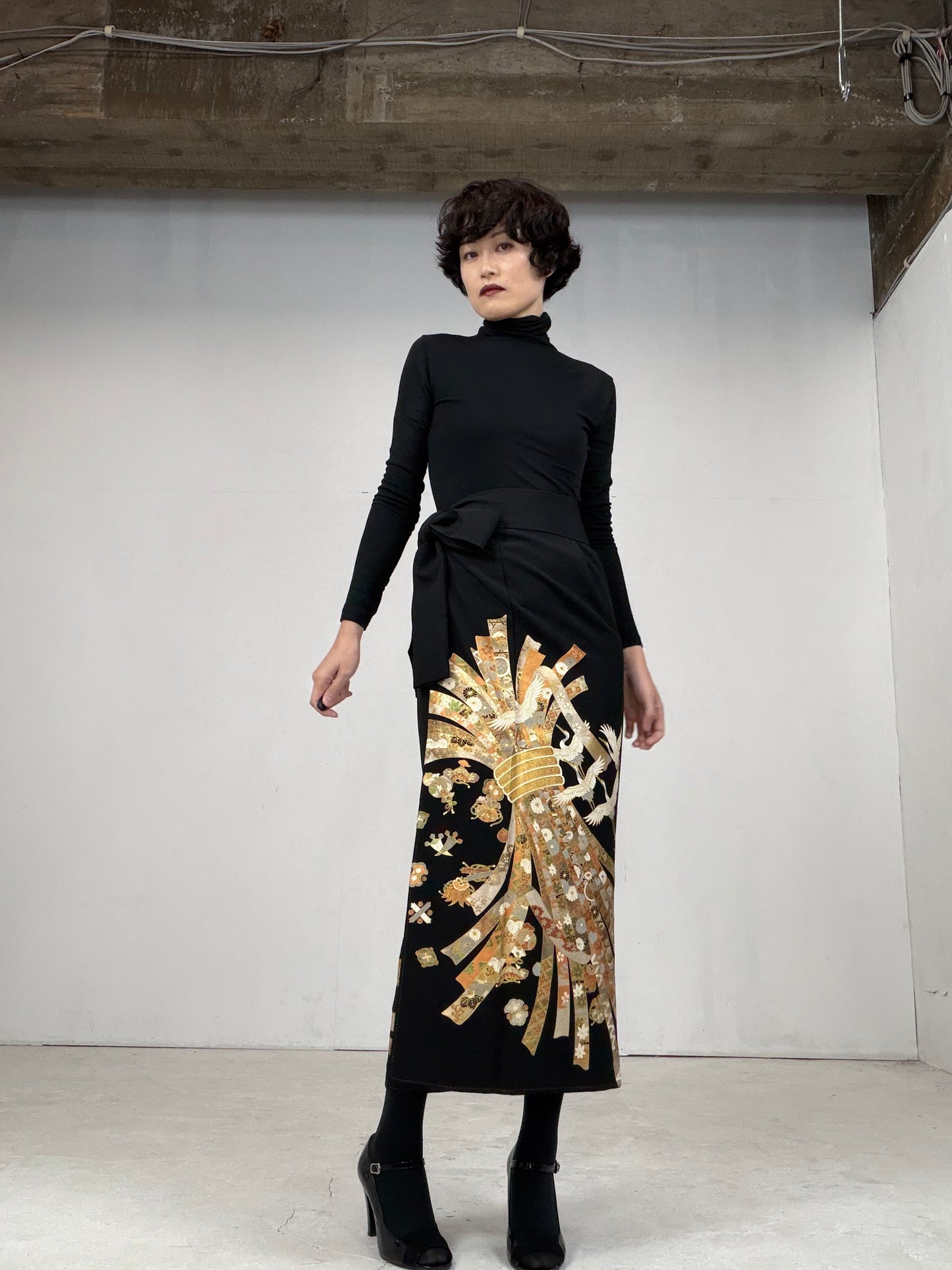 EDO-ZUMA SKIRT UPCYCLED FROM JAPANESE KIMONO "017"