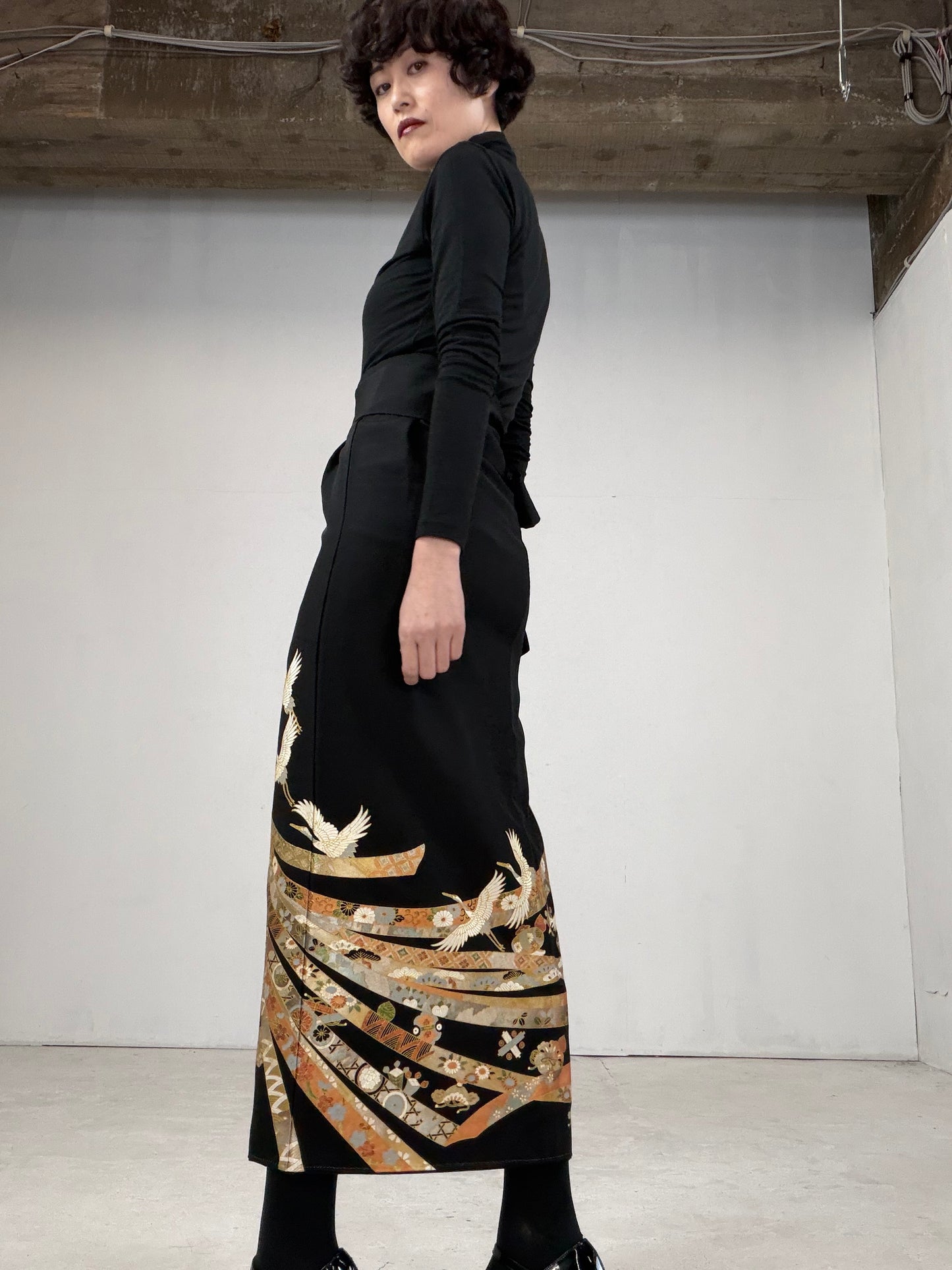 EDO-ZUMA SKIRT UPCYCLED FROM JAPANESE KIMONO "017"