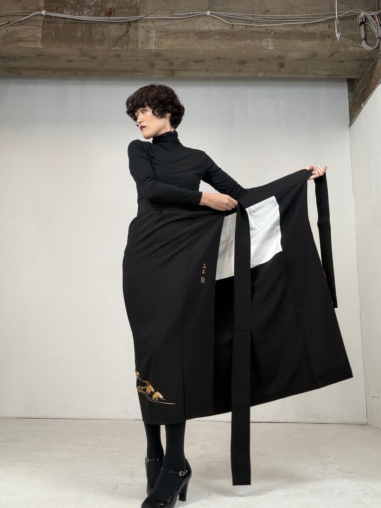 EDO-ZUMA SKIRT UPCYCLED FROM JAPANESE KIMONO "016"