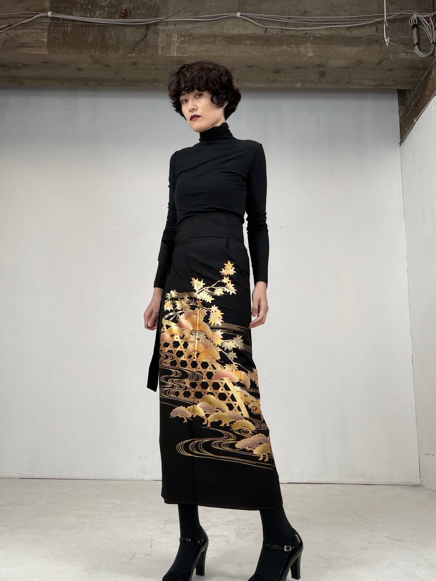 EDO-ZUMA SKIRT UPCYCLED FROM JAPANESE KIMONO "016"